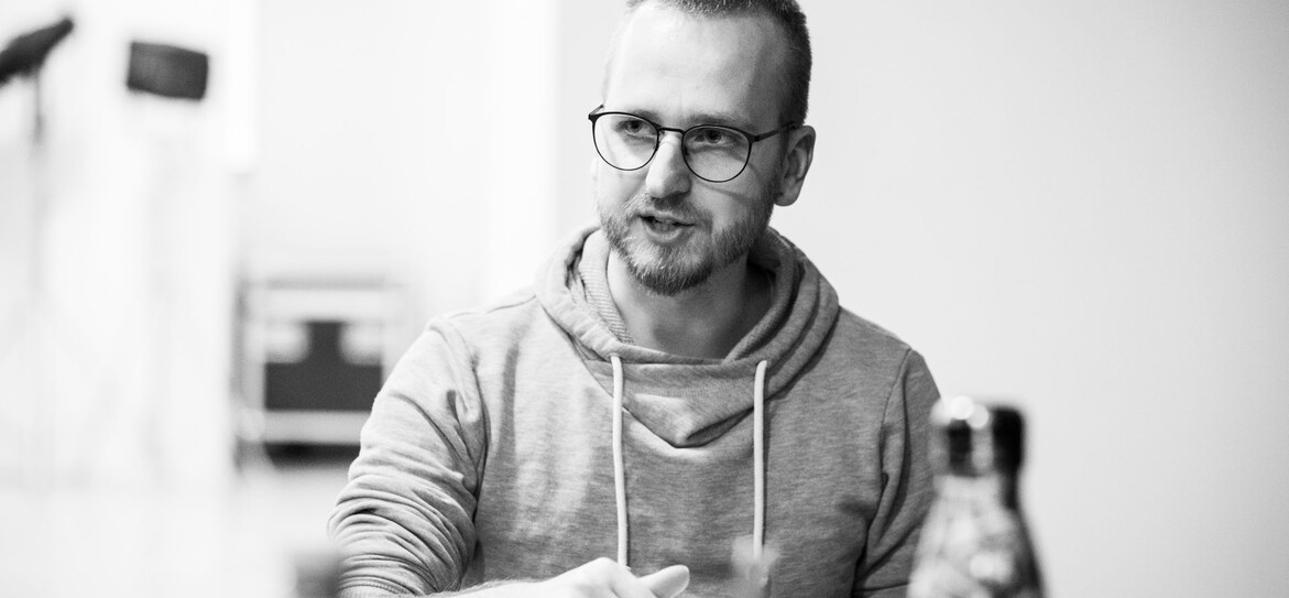 Soubor HD_Jéé si ke druhým narozeninám nadělil vlastního uměleckého šéfa