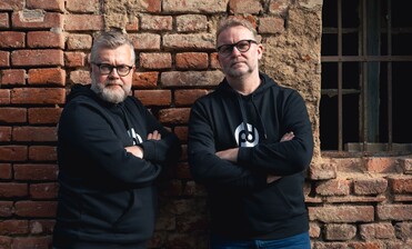 Živé natáčení populárního podcastu Přepište dějiny opět v Horáckém divadle - buďte u toho!