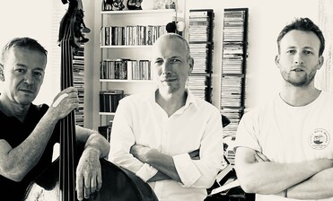 Stefan Orins Trio - francouzská jazzová elegance míří do Divadelního klubu