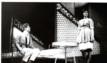 Jesse B. Semple se žení