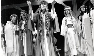 Komedie o Libuši a dívčí vojně