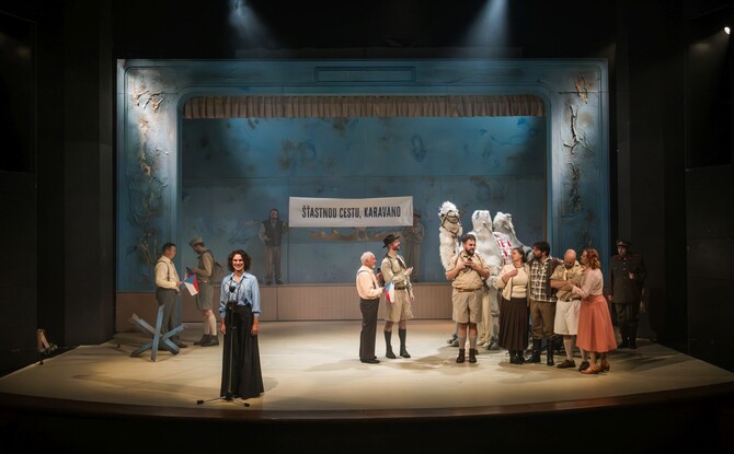 Velbloud v zemi nikoho